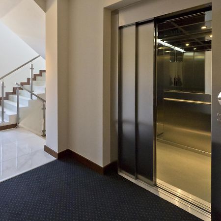 Hotel Capitol Бяла Подласка Екстериор снимка