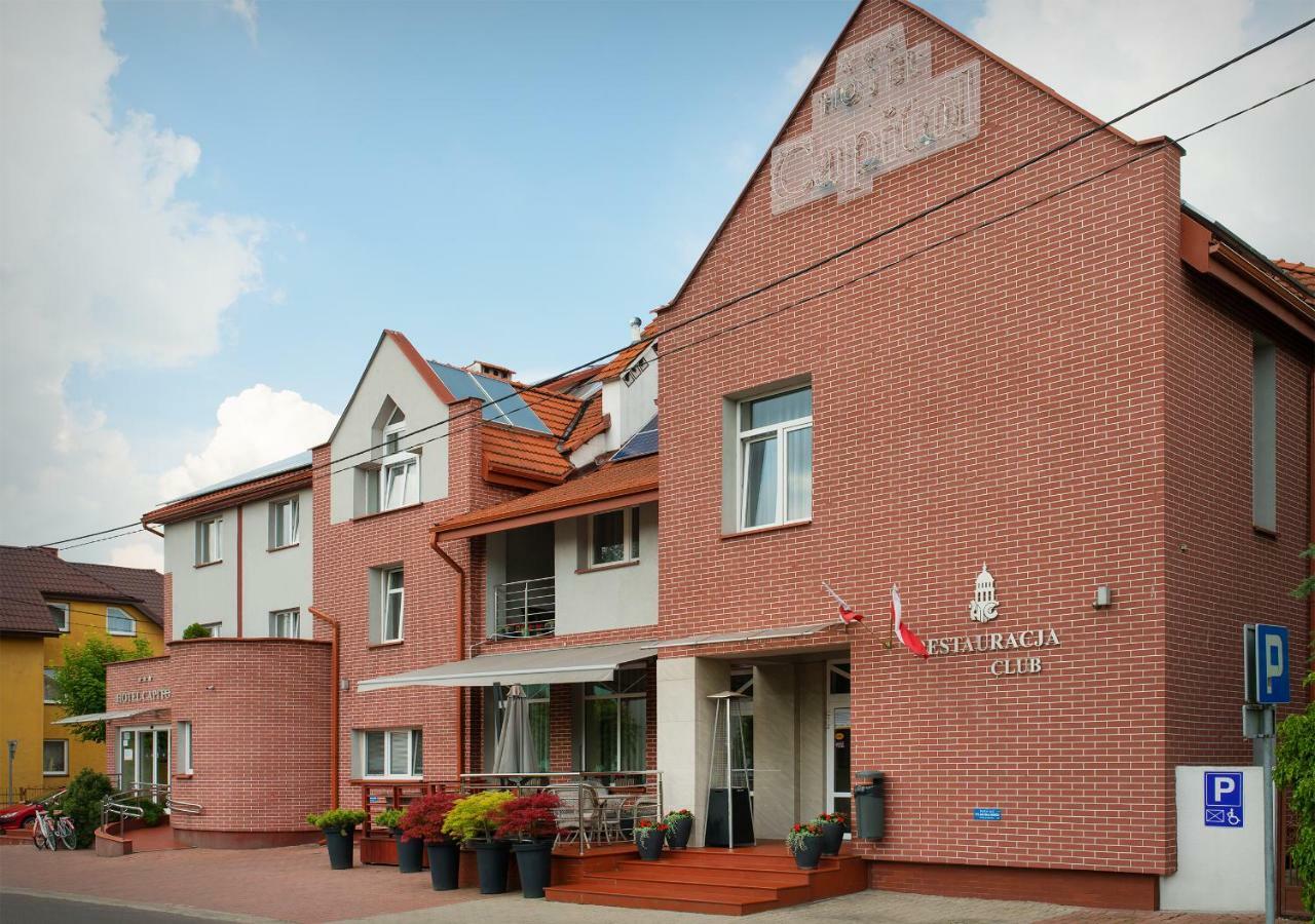 Hotel Capitol Бяла Подласка Екстериор снимка